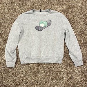 L Gray Sweatshirt
